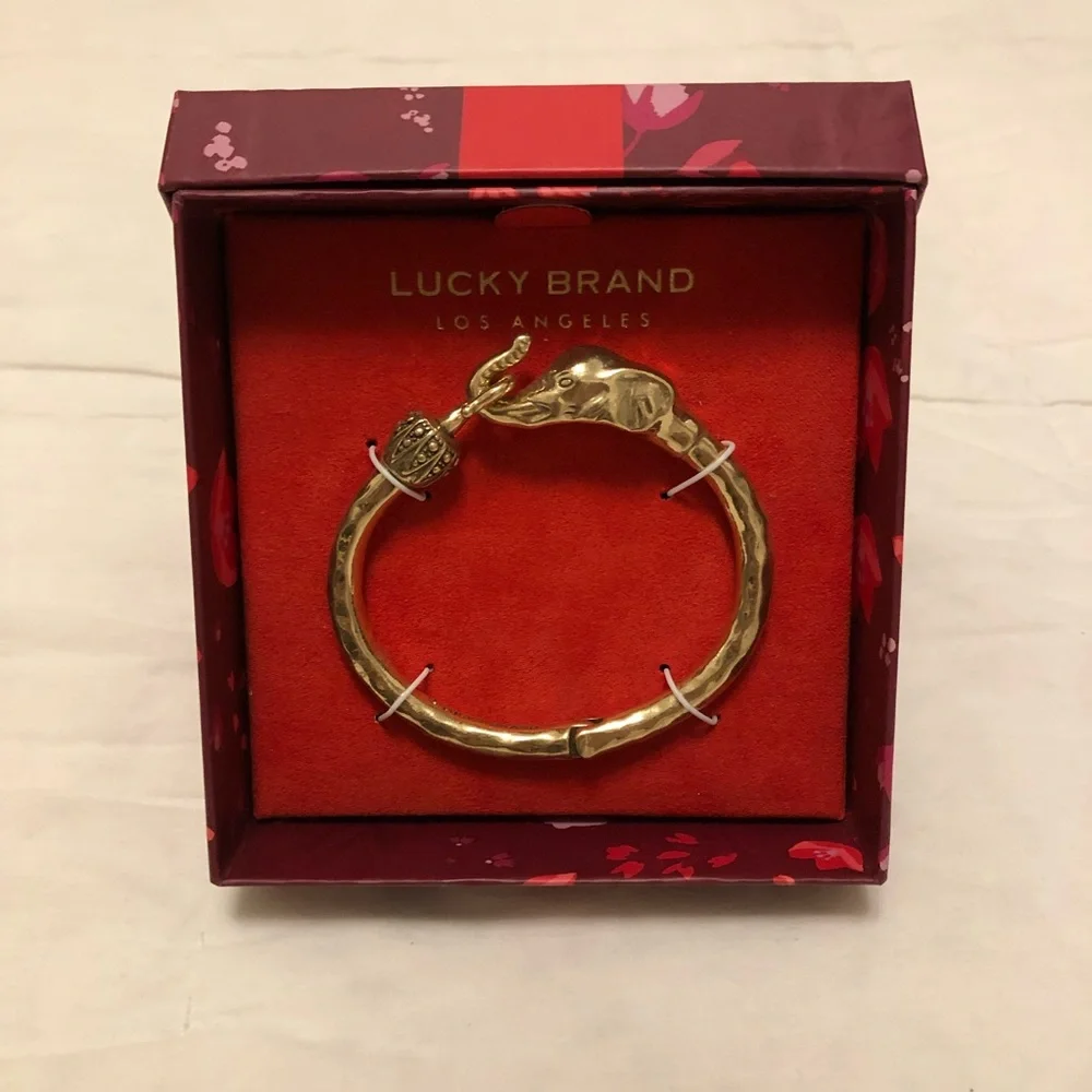 Elephant cuff bracelet - Picture 3 of 3